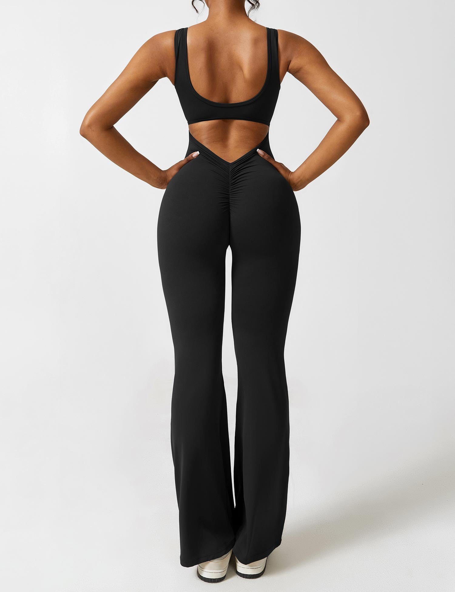 Hexalty V-Jumpsuit