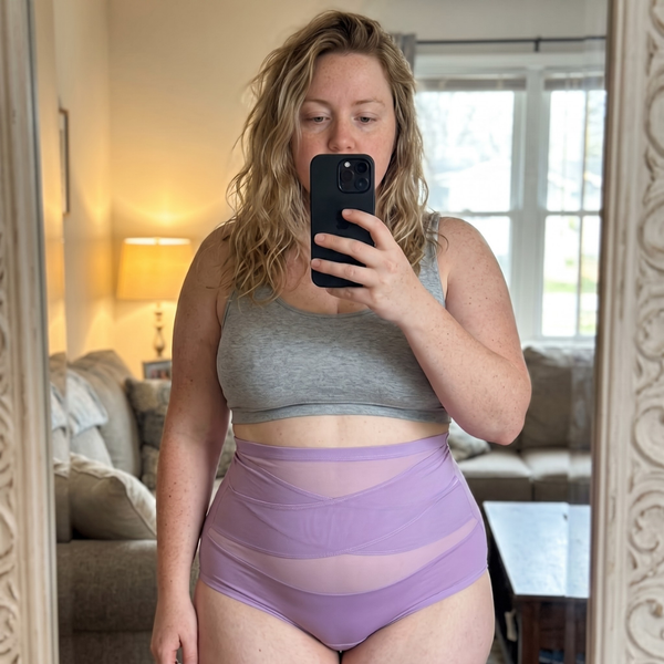 @gabby.curves · Size XL