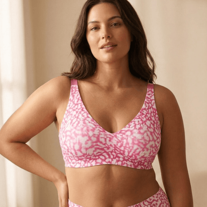 The Plunge Bra - wireless push up leopard print bra - Hexalty